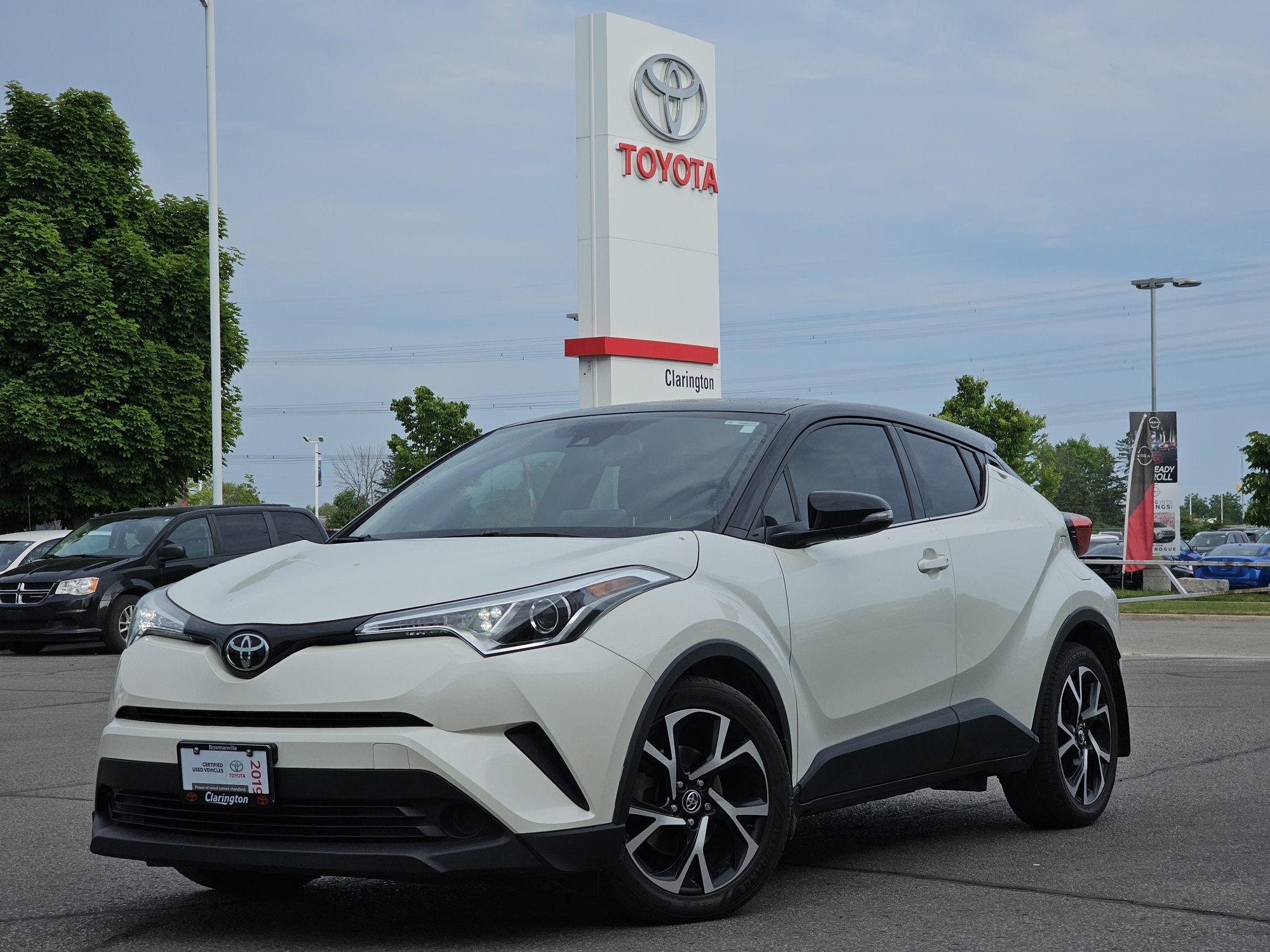 2019 Toyota C-HR Limited|Leather|Push Start|Alloys|Two Tone