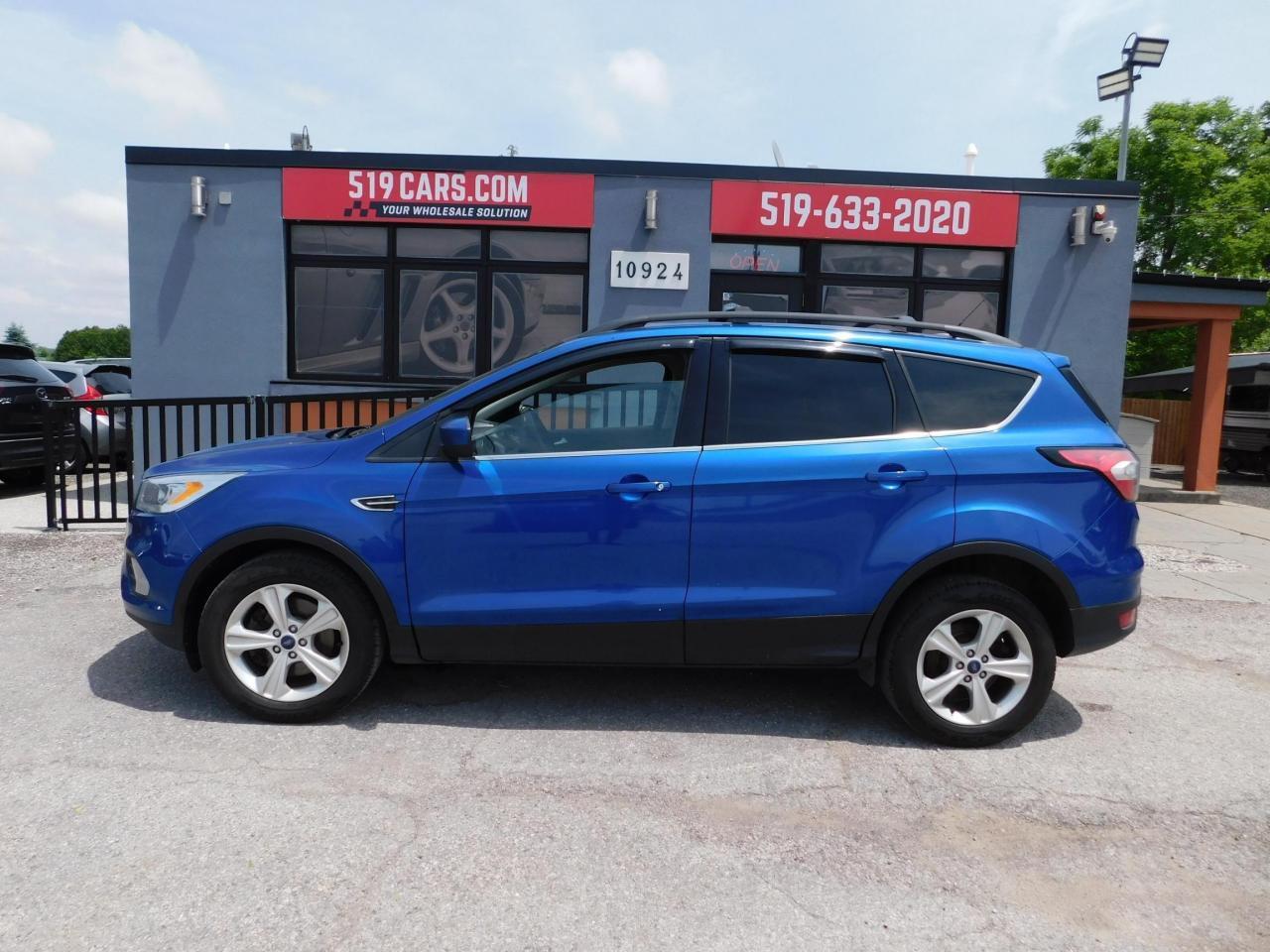 2017 Ford Escape SE | 4WD | PANO ROOF | BLUETOOTH