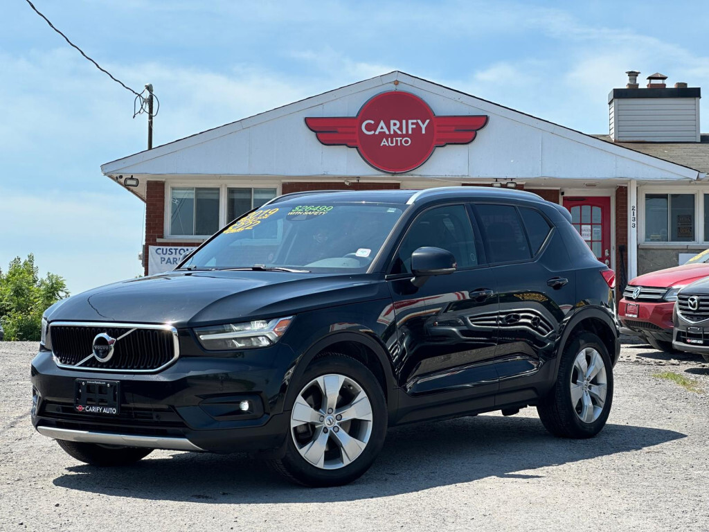 2019 Volvo XC40 T5 Momentum AWD WITH SAFETY