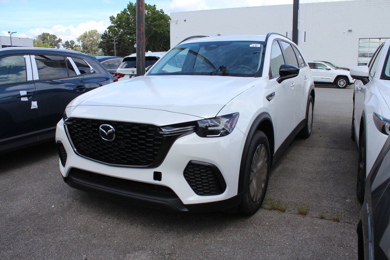 2025 Mazda CX-70 PHEV GS-L with rebates up to $4,500!