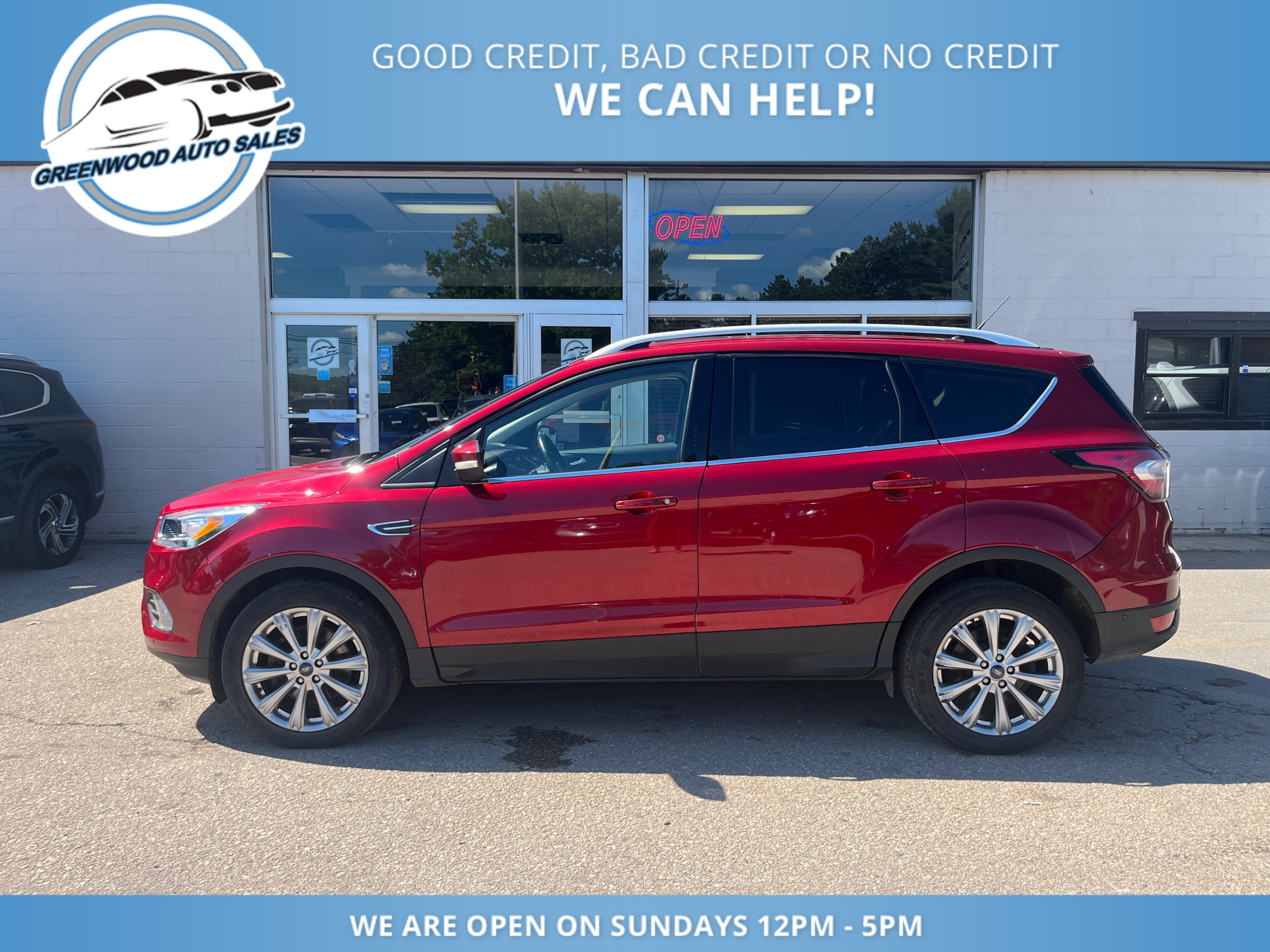2017 Ford Escape Titanium LEATHER, MOON ROOF, PRICED TO MOVE!! CALL