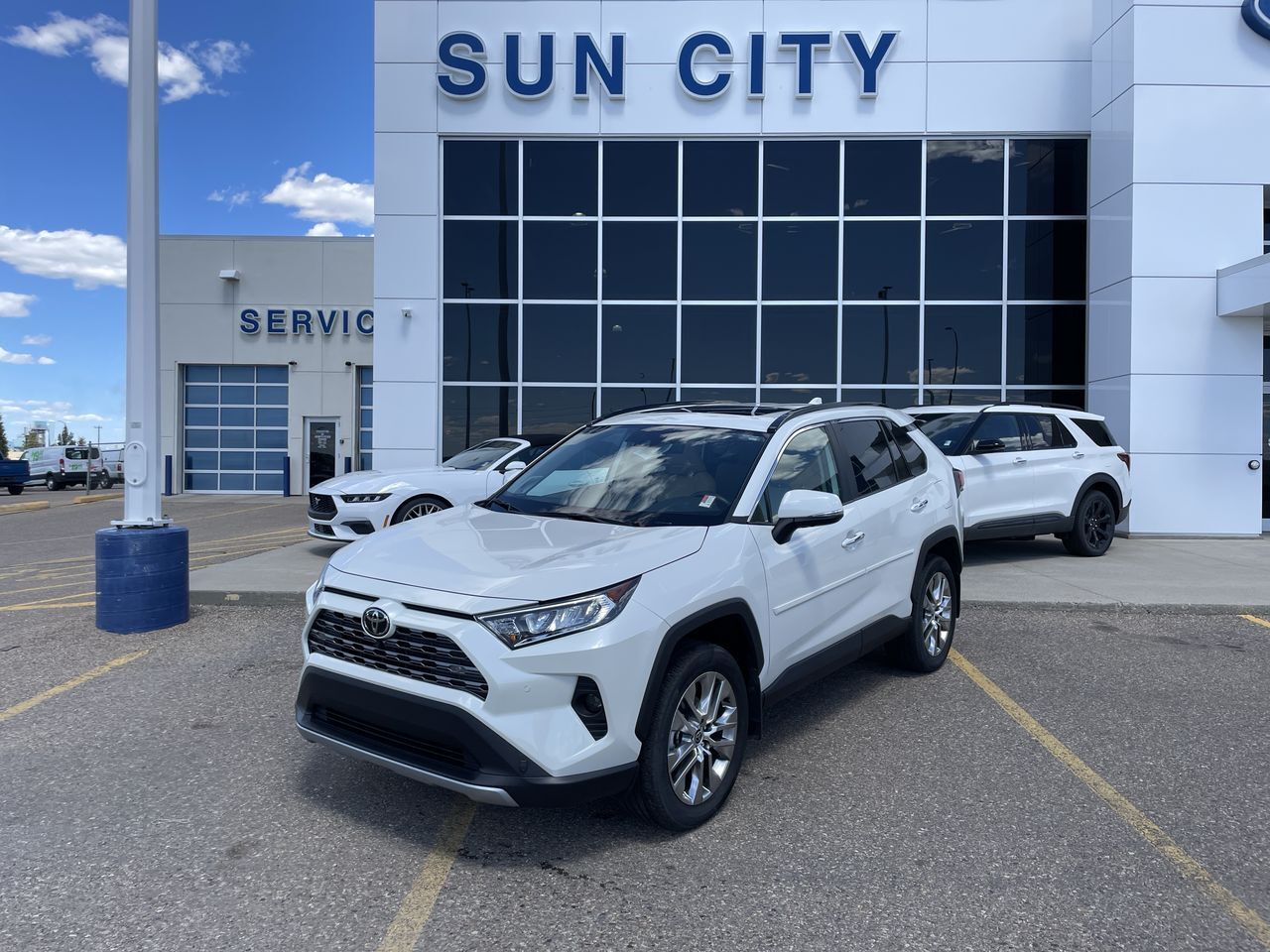 2021 Toyota RAV4 Limited 2 SETS OF RIMS & TIRES + SUN ROOF