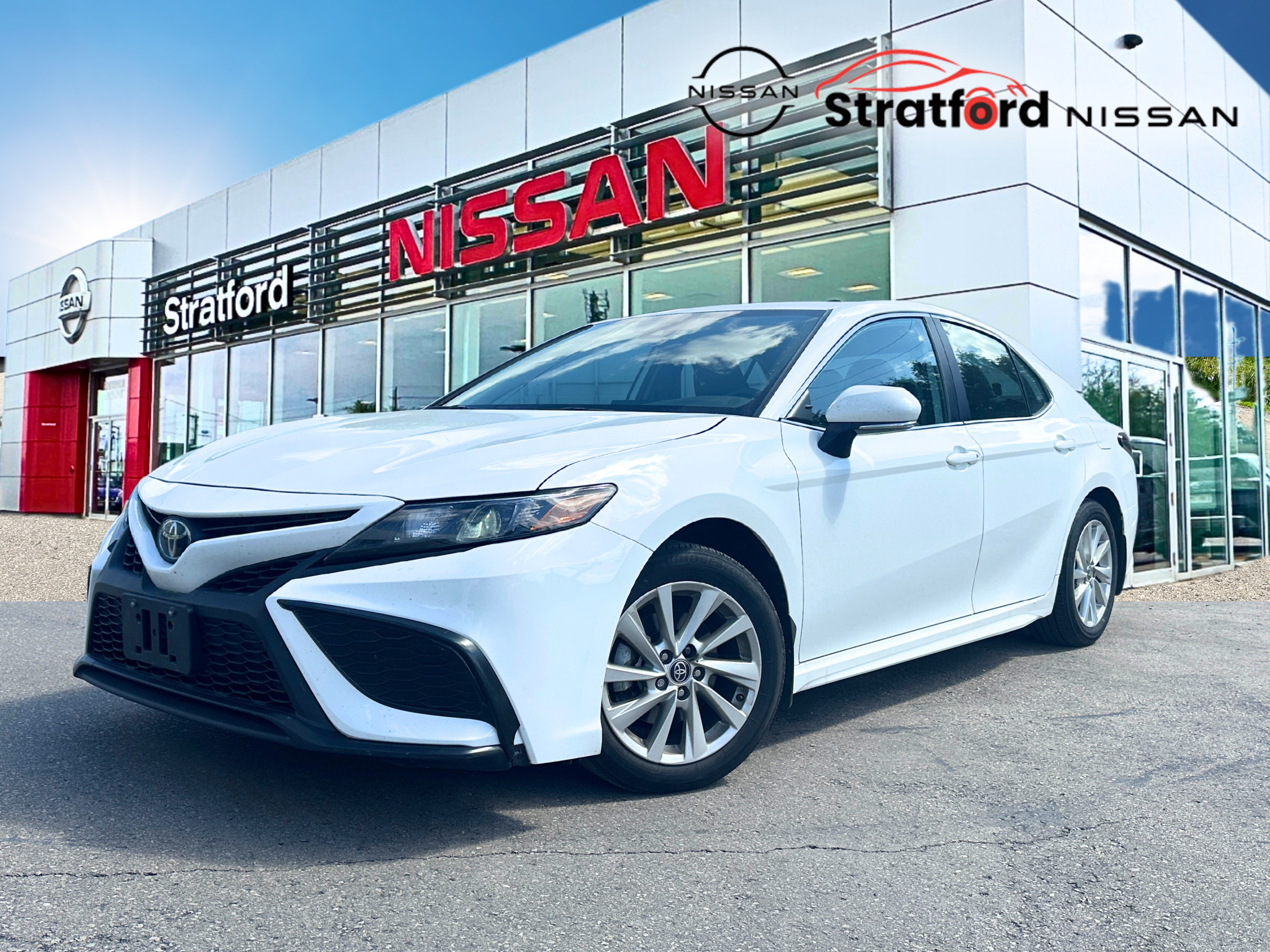 2023 Toyota Camry SE | EXTRA CARGO SPACE | CLEAR SERVICE HISTORY