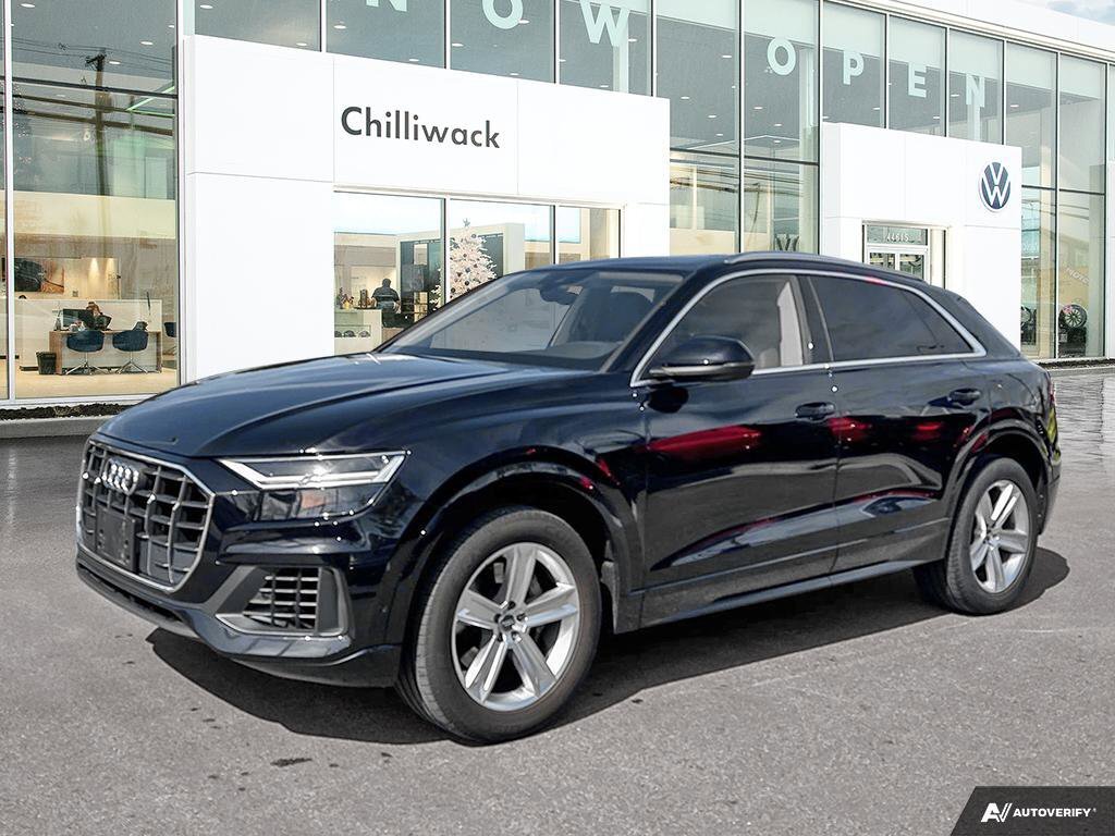 2020 Audi Q8 Progressiv *BC ONLY!* AWD, Rear A/C, Sunroof/Moonr