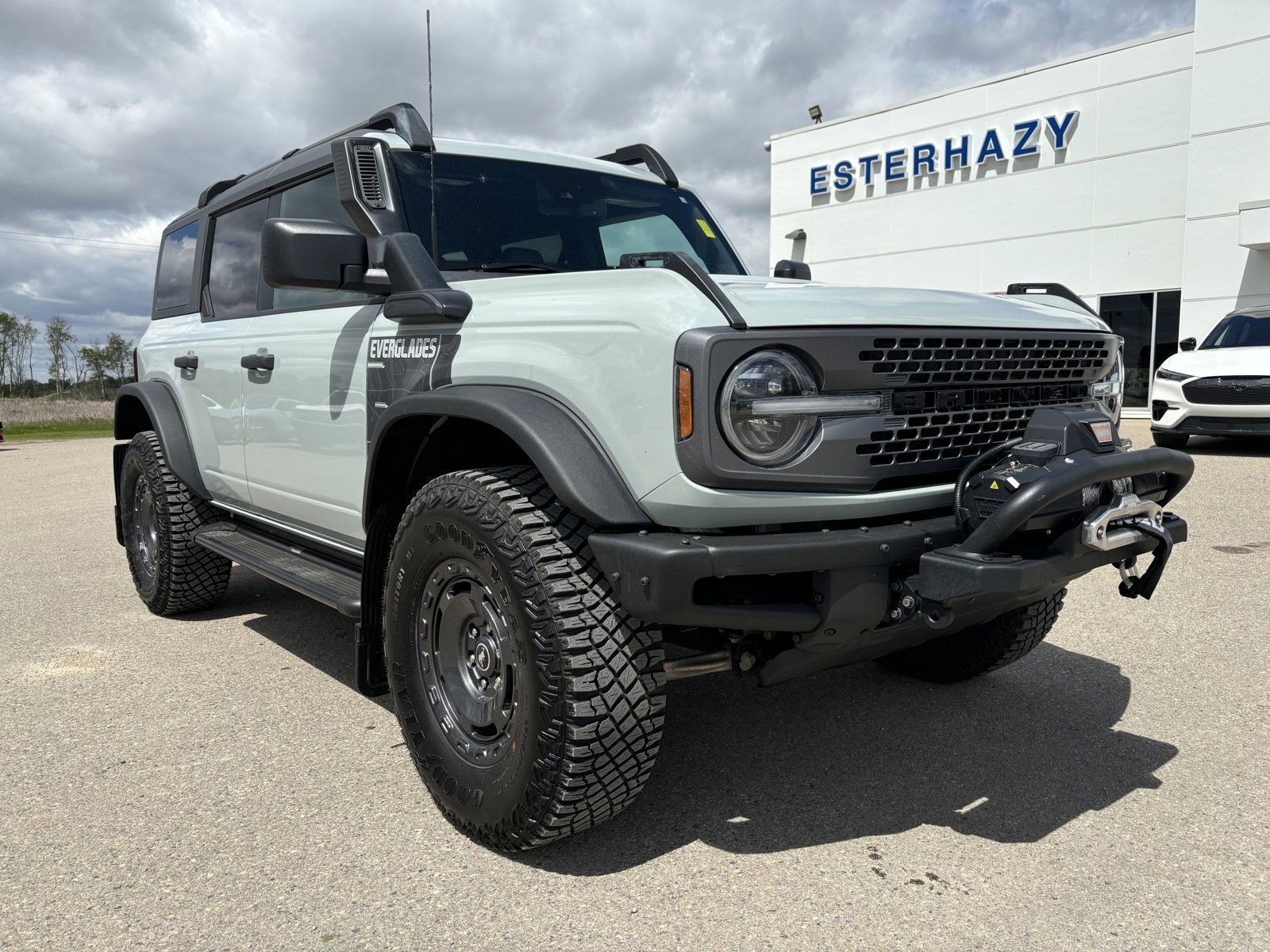 2023 Ford Bronco Everglades | CONNECTED NAV | FORD PASS | HARD TOP