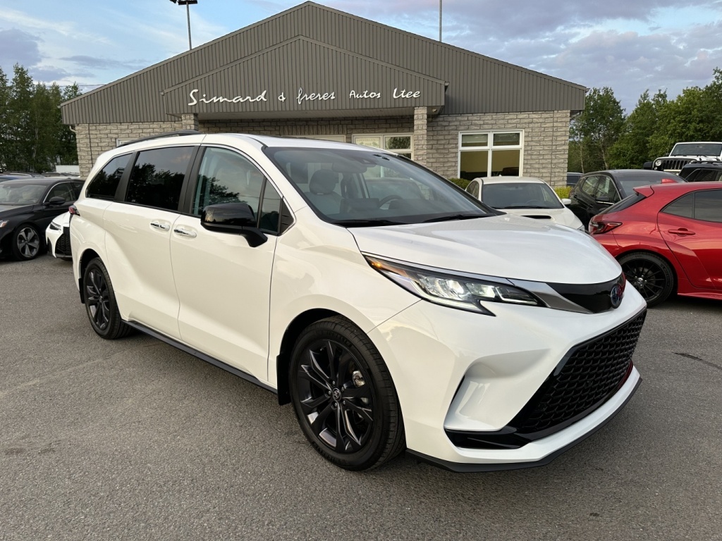 2024 Toyota Sienna XSE HYBRID FULL CUIR TOIT OUVRANT NAVIGATION 7 PAS