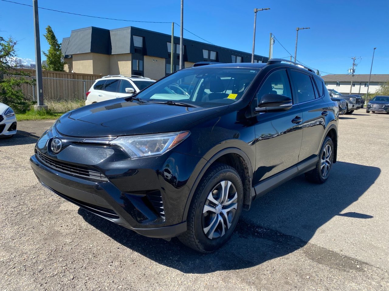 2017 Toyota RAV4 LE *LOW KM's*ONE Owner*Heated Cloth Seats*