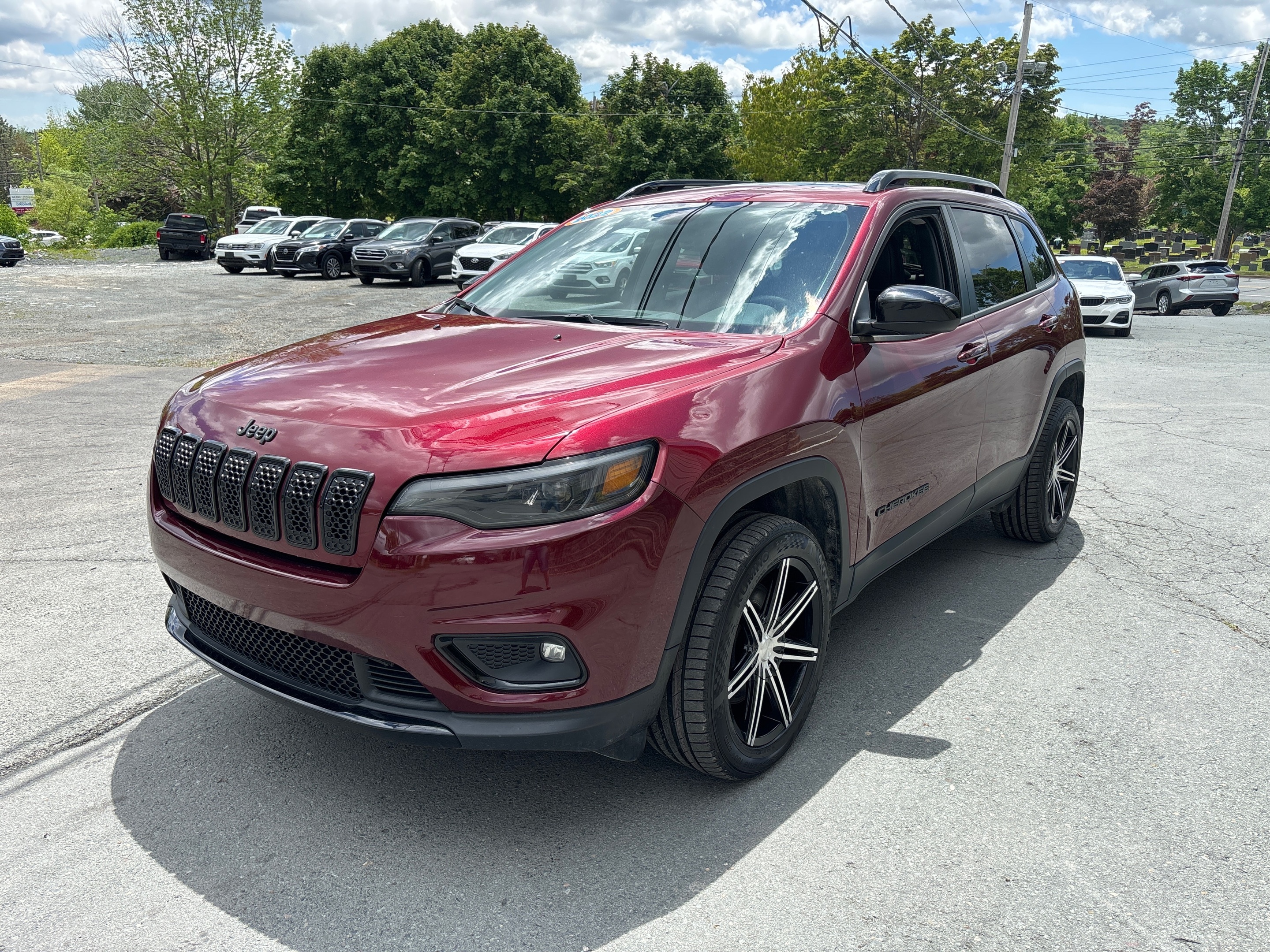 2022 Jeep Cherokee Altitude TRAILHAWK -- TRAIL RATED,  4X4! (FOUR WHE