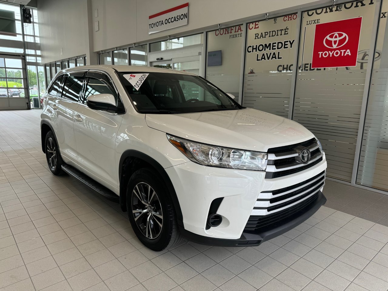2018 Toyota Highlander LE AWD 7 Places Bluetooth Camera Sieges Chauffants