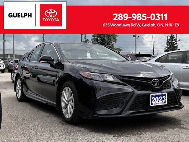 2023 Toyota Camry SE | ONE OWNER / ONLY 3700 KMS!!!