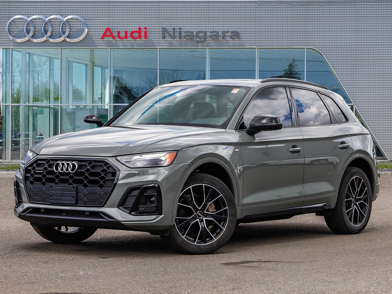 2022 Audi Q5 CLEAN CARFAX! ONE OWNER! LOCAL TRADE!