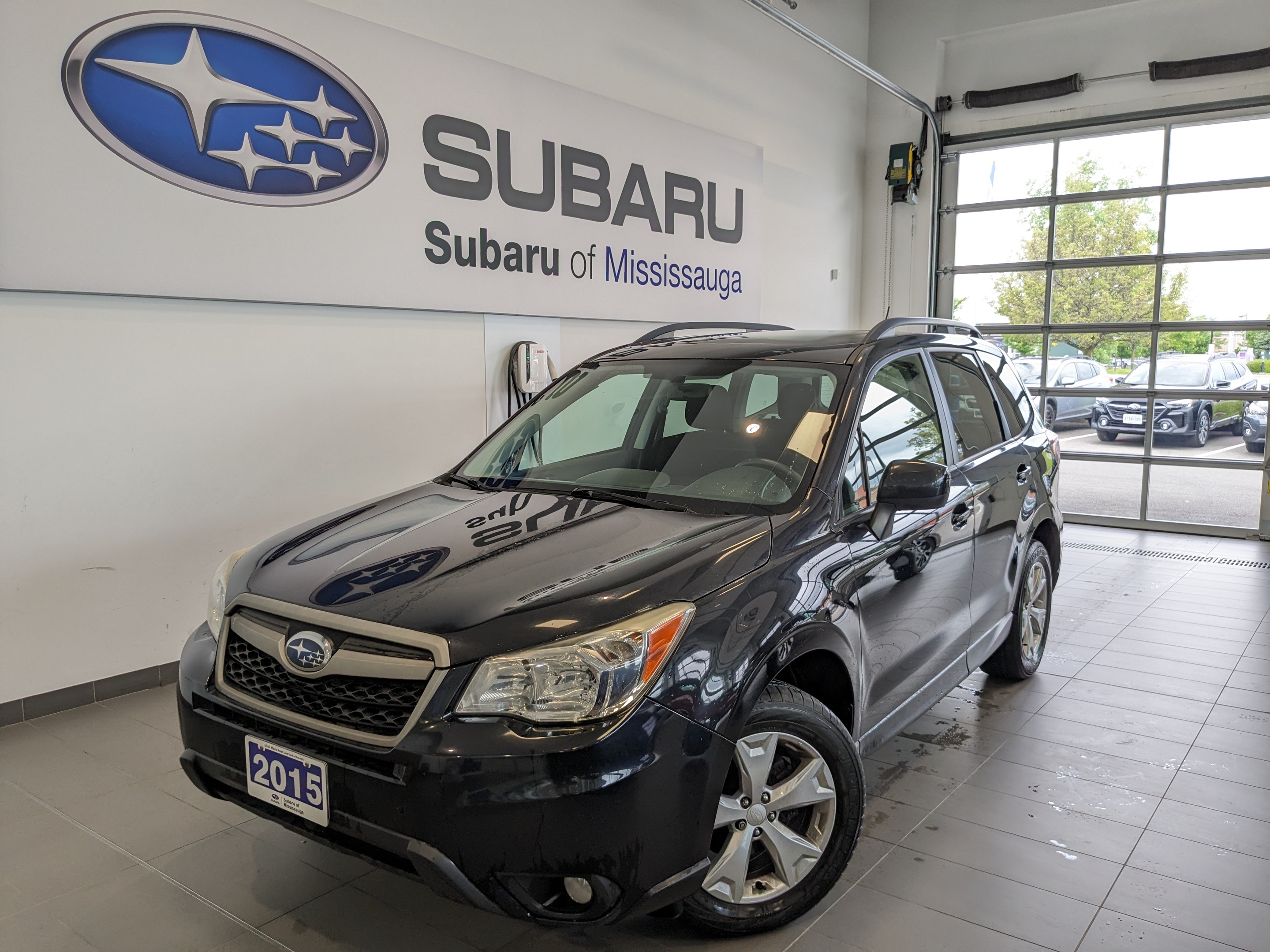 2015 Subaru Forester ONE OWNER | CLEAN CARFAX | SUNROOF | MANUAL | AWD 