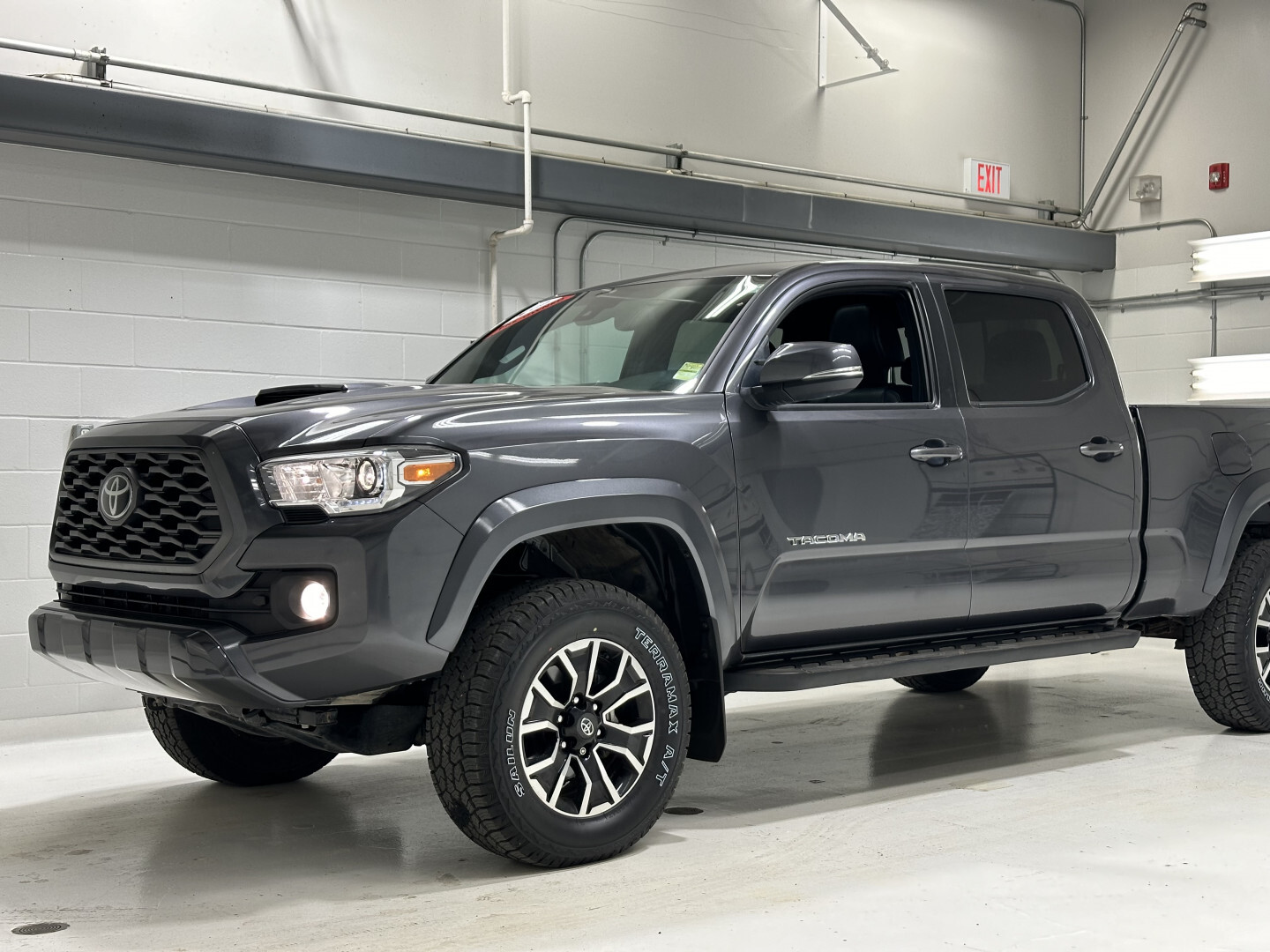 2022 Toyota Tacoma 4WD DBL AT  - Certified