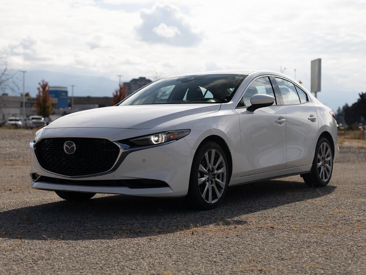 2021 Mazda Mazda3 GT SPORTY!! LEATHER!! HUGE SCREEN!! LOW PAYMENTS!!