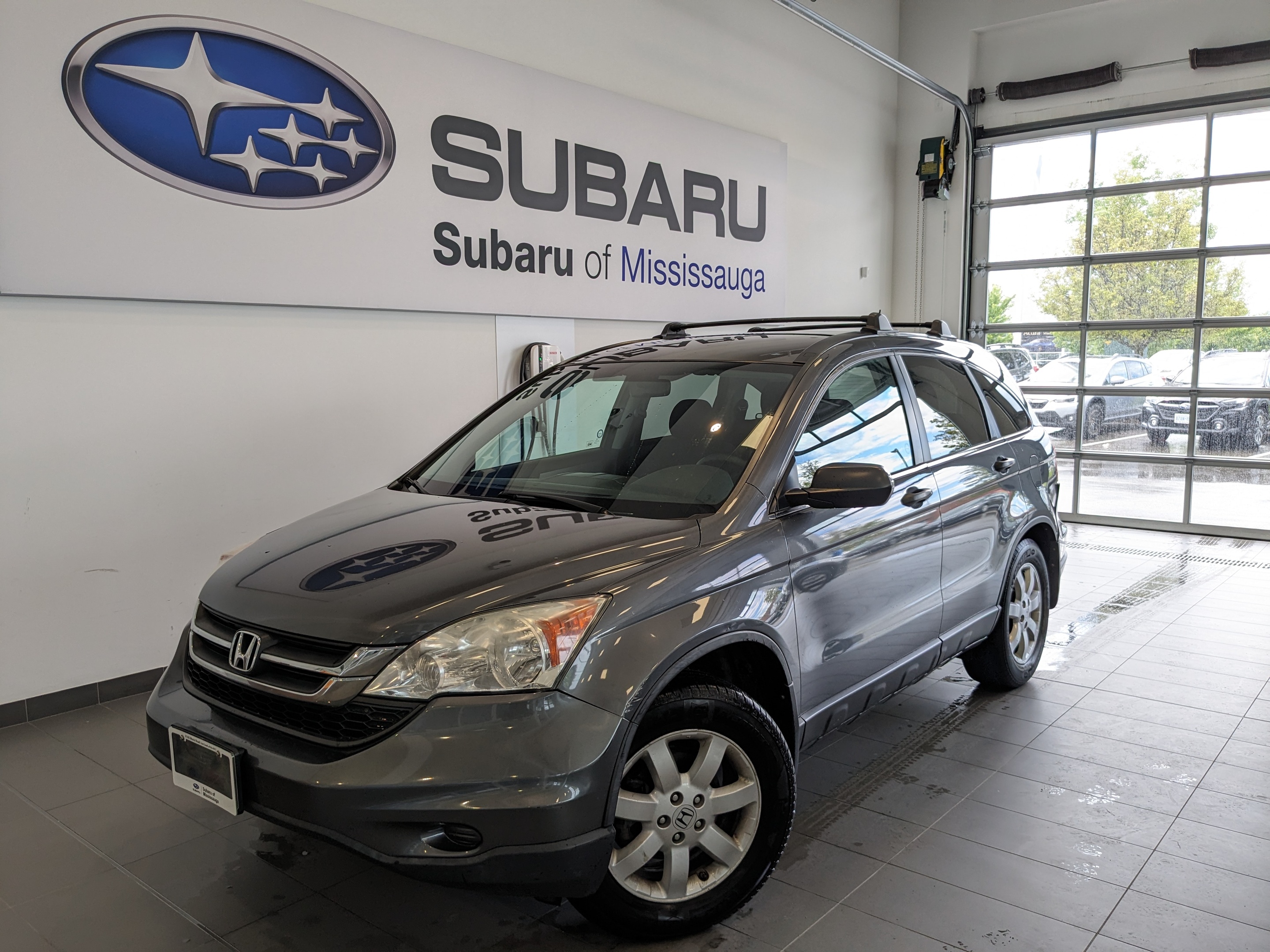 2011 Honda CR-V CLEAN CARFAX | ROOF RAILS | SOLD ASIS | 4WD