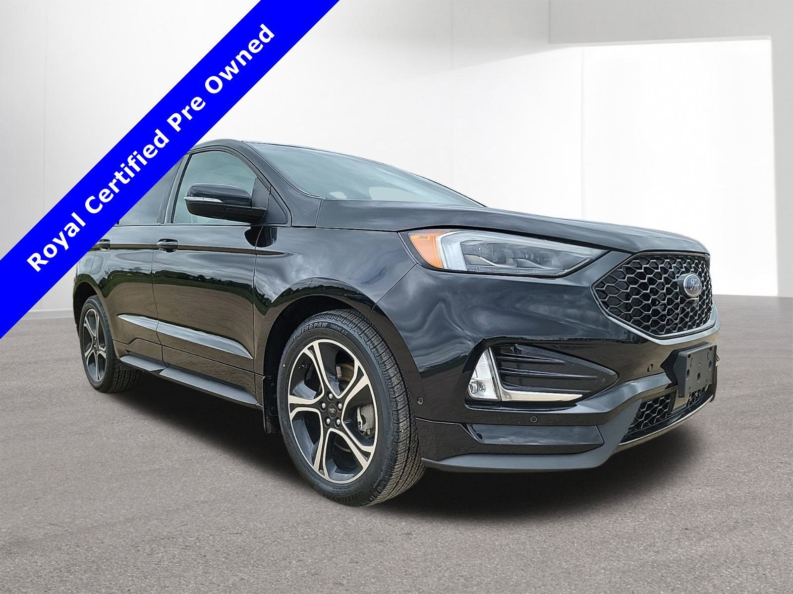 2019 Ford Edge ST WITH MOON ROOF AND HEATED AND COOLING SEATS