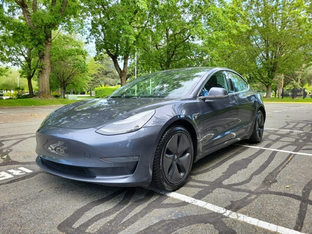 2018 Tesla Model 3 Long Range Battery AWD Priced to Sell!