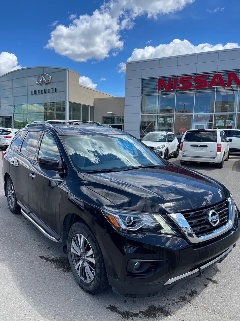 2018 Nissan Pathfinder SV Tech Package - Low KMs - 7 Seater Backup Camera