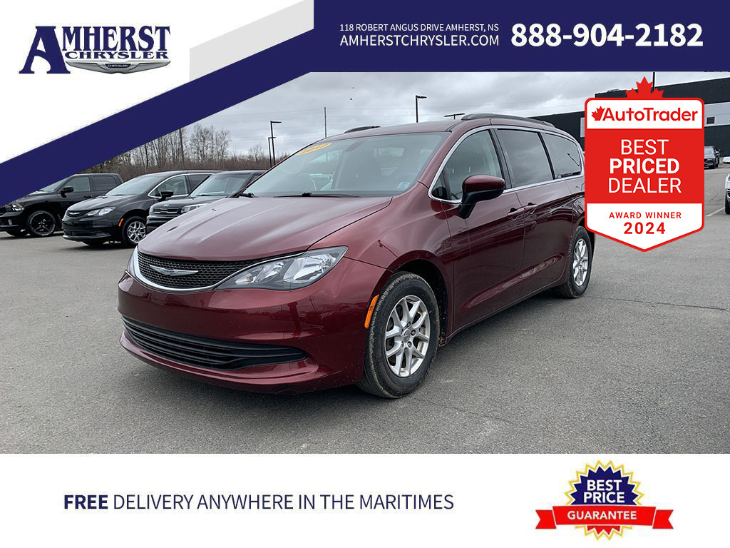 2017 Chrysler Pacifica Touring, Backup Cam, 5in Touchscreen, Rear AC