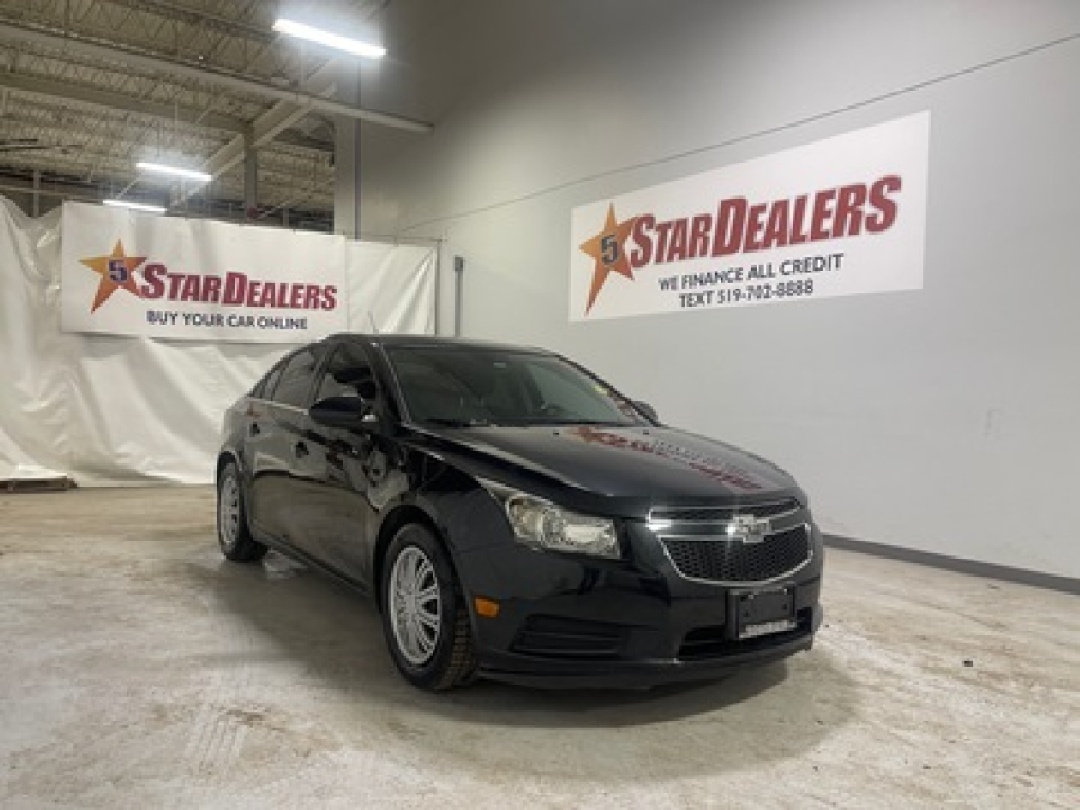 2014 Chevrolet Cruze 4dr Sdn 2LT SUNROOF! MINT! WE FINANCE ALL CREDIT