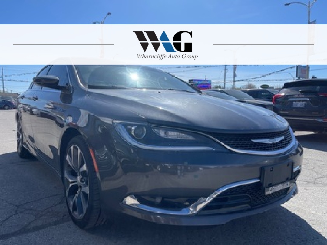2016 Chrysler 200 NAV LEATHER PANO ROOF MINT! WE FINANCE ALL CREDIT!