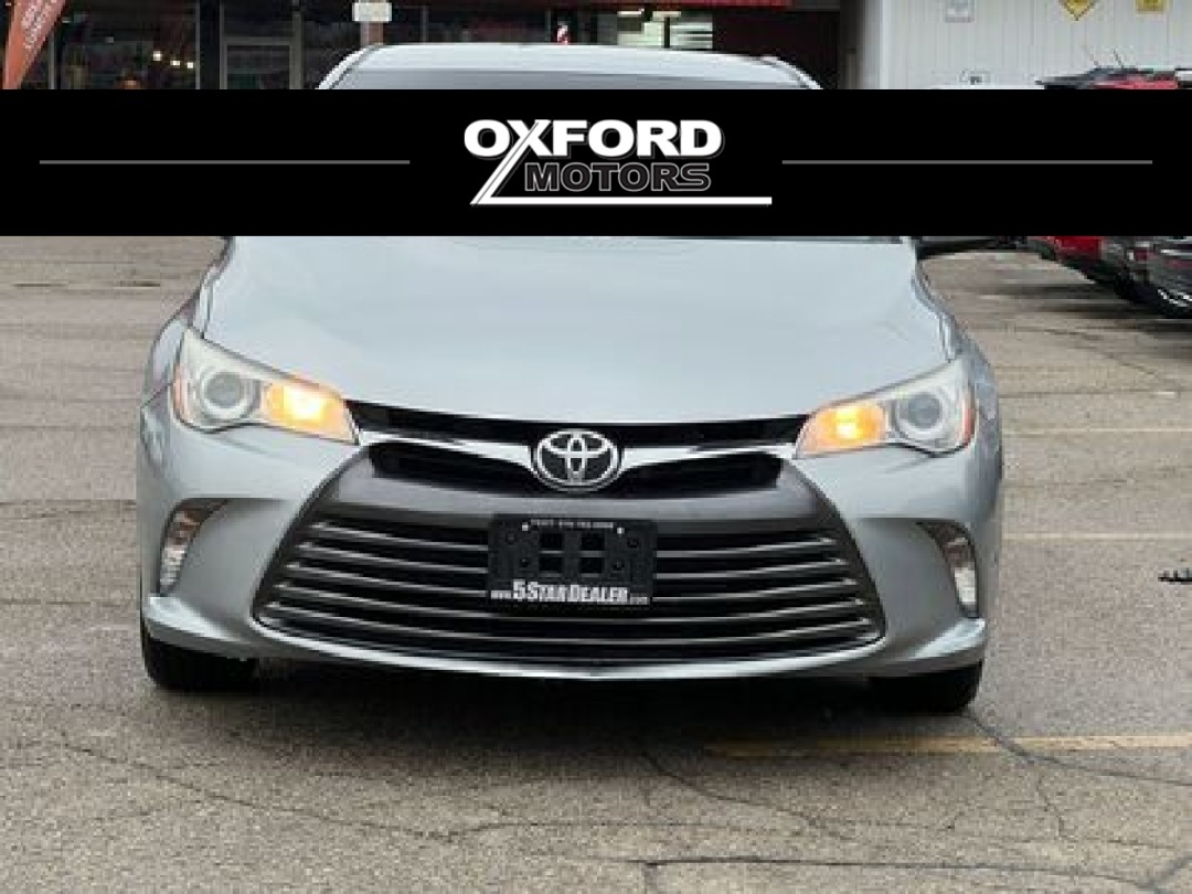 2015 Toyota Camry EXCELLENT CONDITION MUST SEE WE FINANCE ALL CREDIT