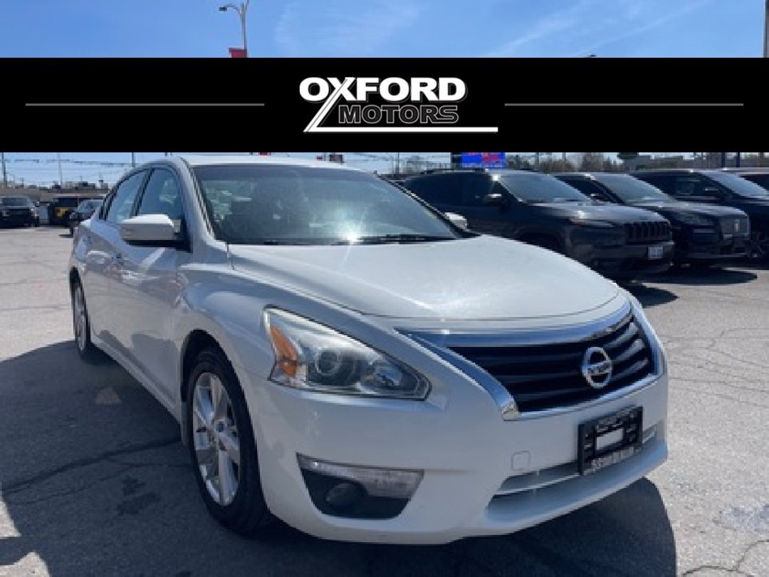 2015 Nissan Altima EXCELLENT CONDITION MUST SEE WE FINANCE ALL CREDIT