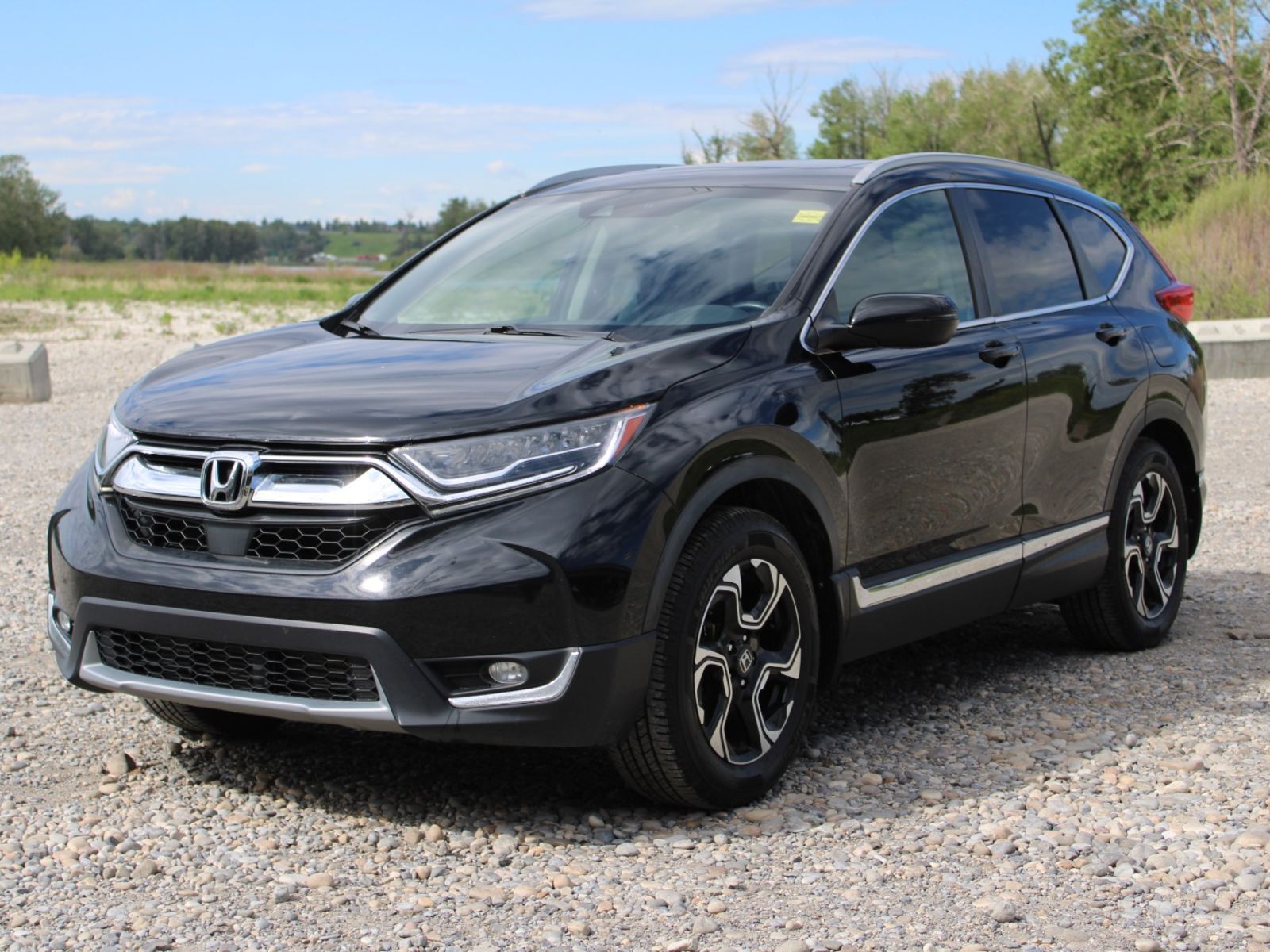 2018 Honda CR-V TOURING -  NEW TIRES, WIPERS, ALIGNMENT AND SERVIC