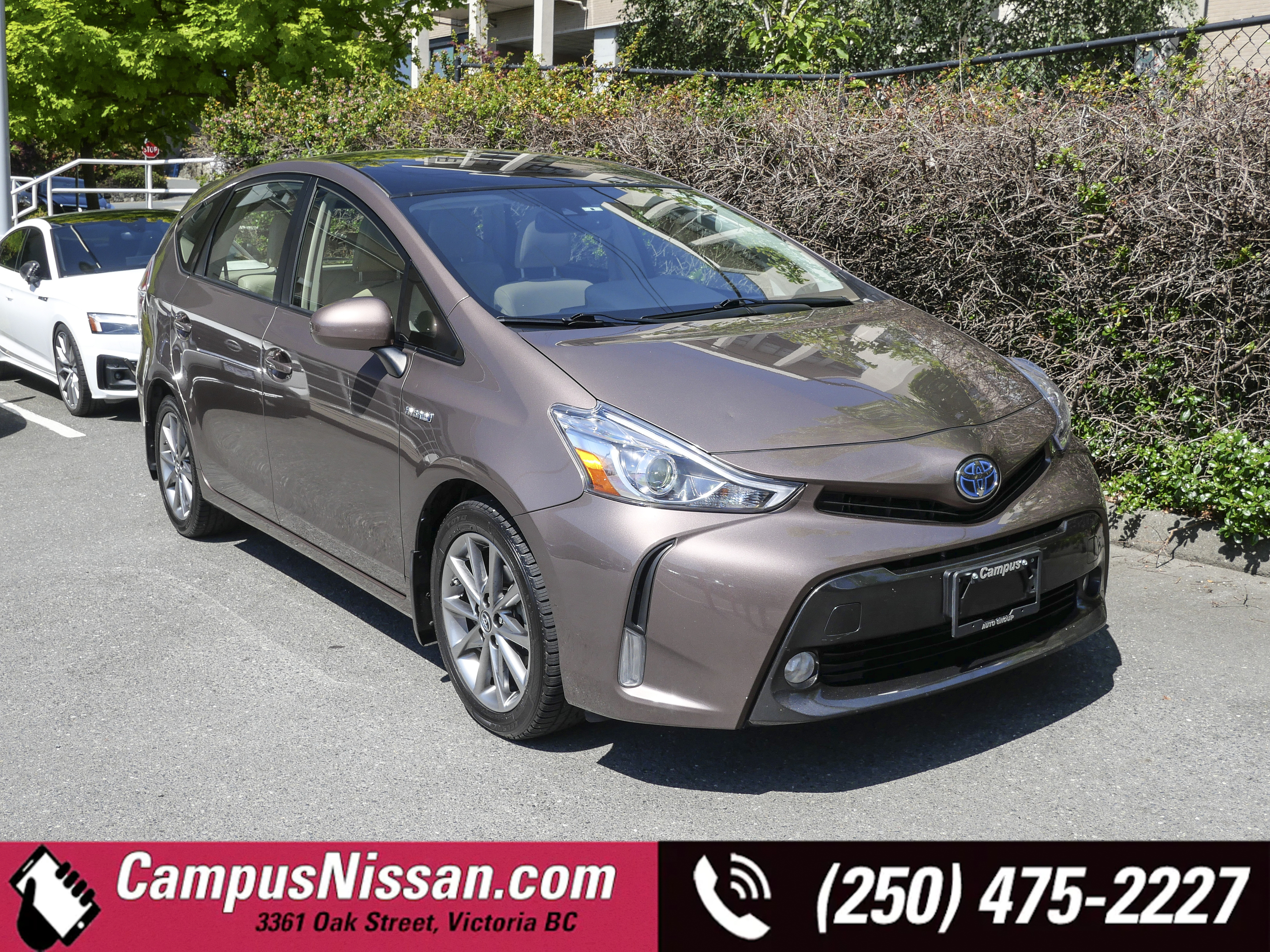 2016 Toyota Prius v 5dr HB I One Local Owner I Clean History I 