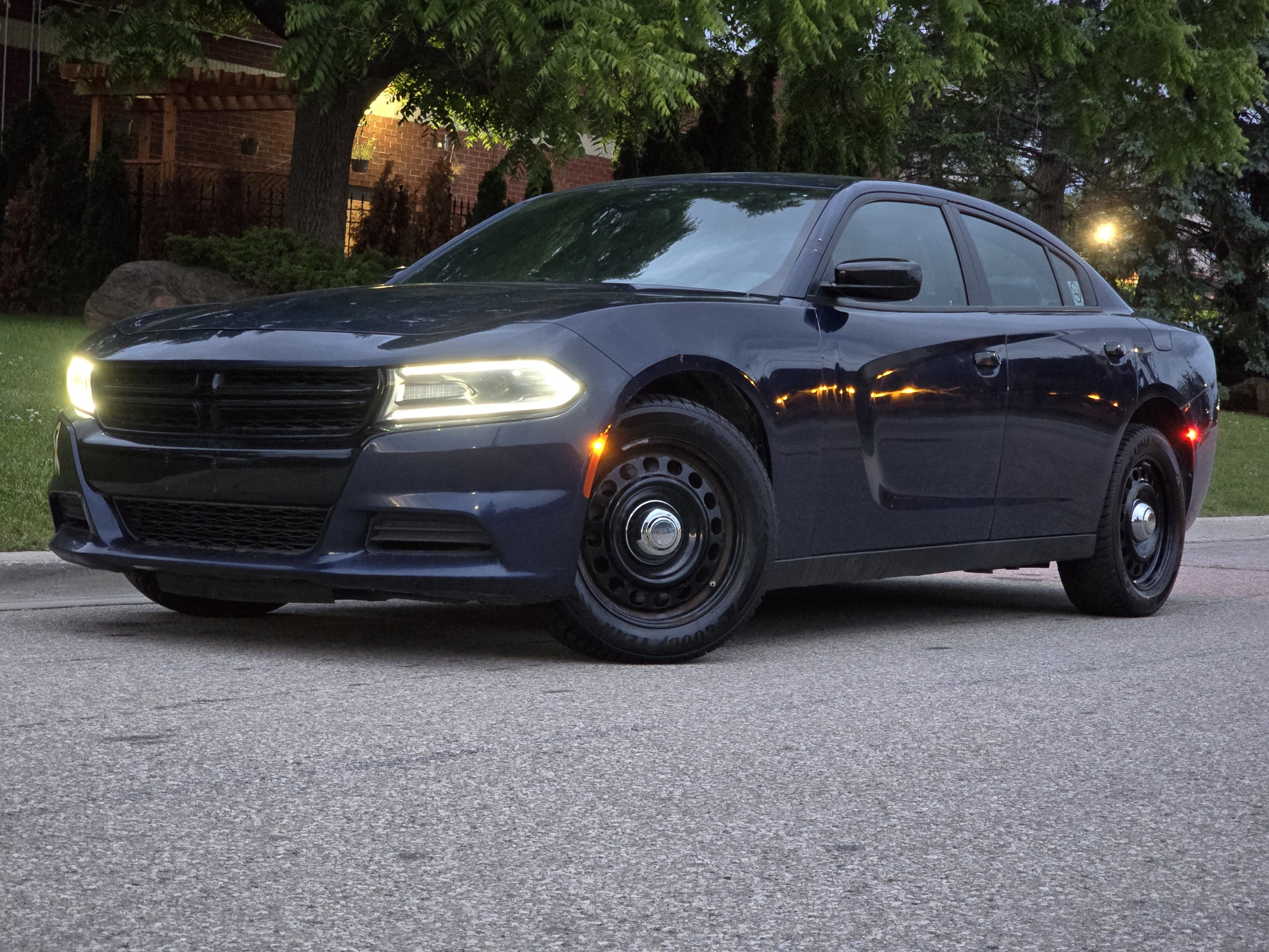 2019 Dodge Charger AWD 5.7 hemi **One Owner *120,000km's* Financing 