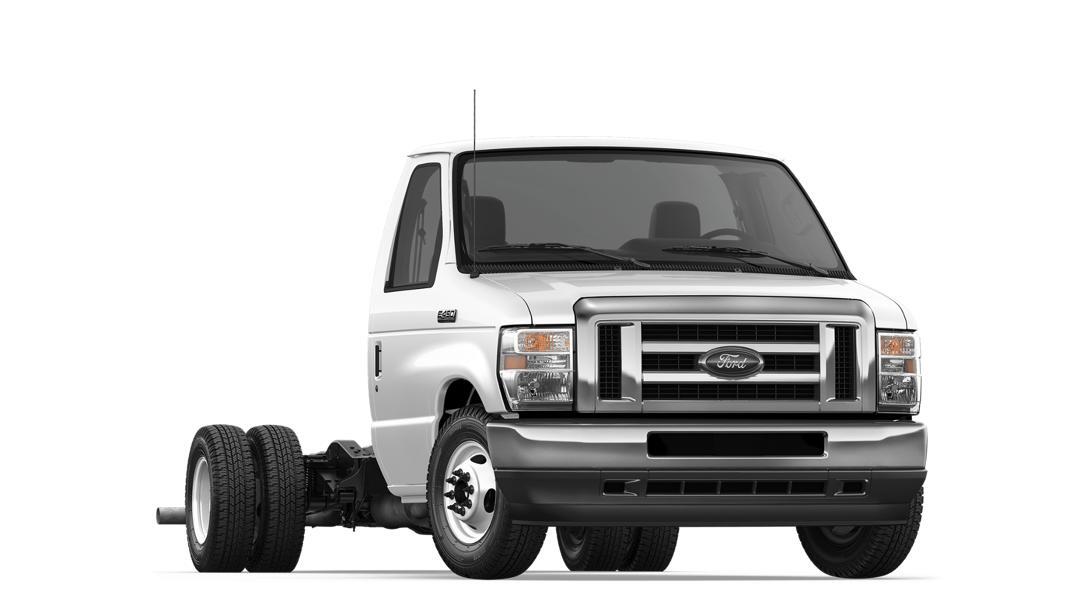 2024 Ford E-Series Cutaway E-450 DRW