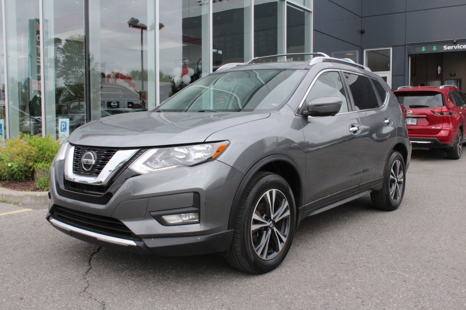 2020 Nissan Rogue SV TECH PACKAGE  ONE OWNER/NO ACCDEINTS/HEATED SEA