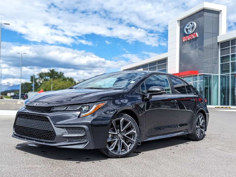 2020 Toyota Corolla SE  2.0L - 4 CYLINDER - SUNROOF - 8 INCH TOUCHSCRE