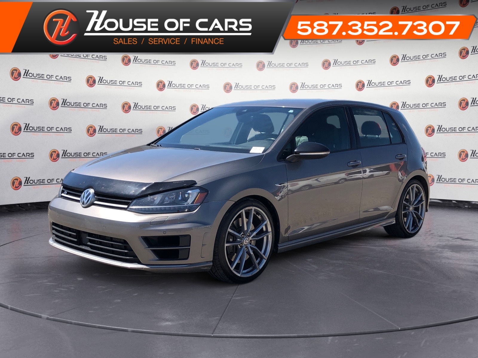 2017 Volkswagen Golf R Heated Seat / Back Up Camera