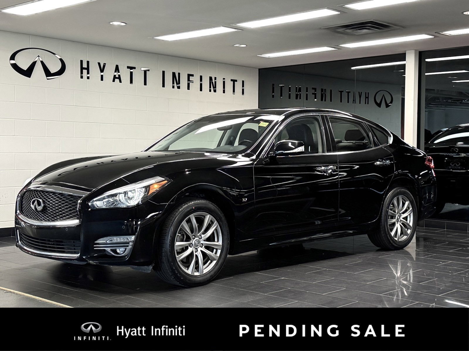 2019 Infiniti Q70 LUXE - No Accidents | Heated & Cooled Front Seats 