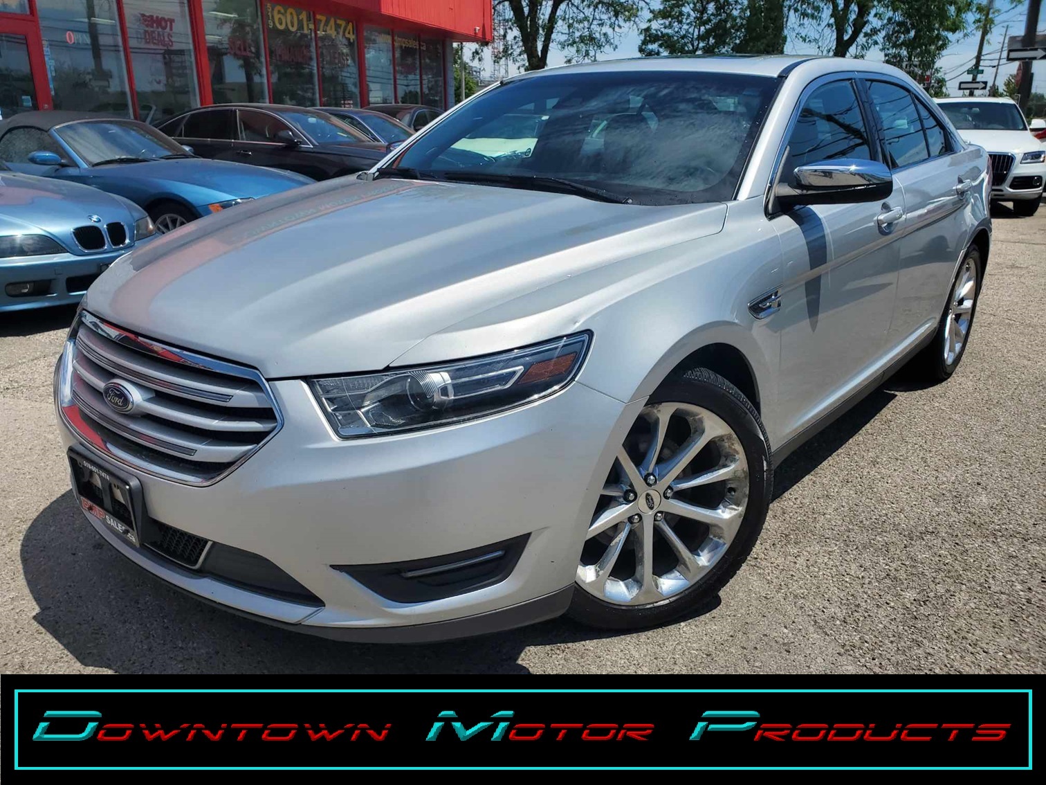 2017 Ford Taurus Limited AWD *Nav / Sunroof / Leather / RCAM* WOW