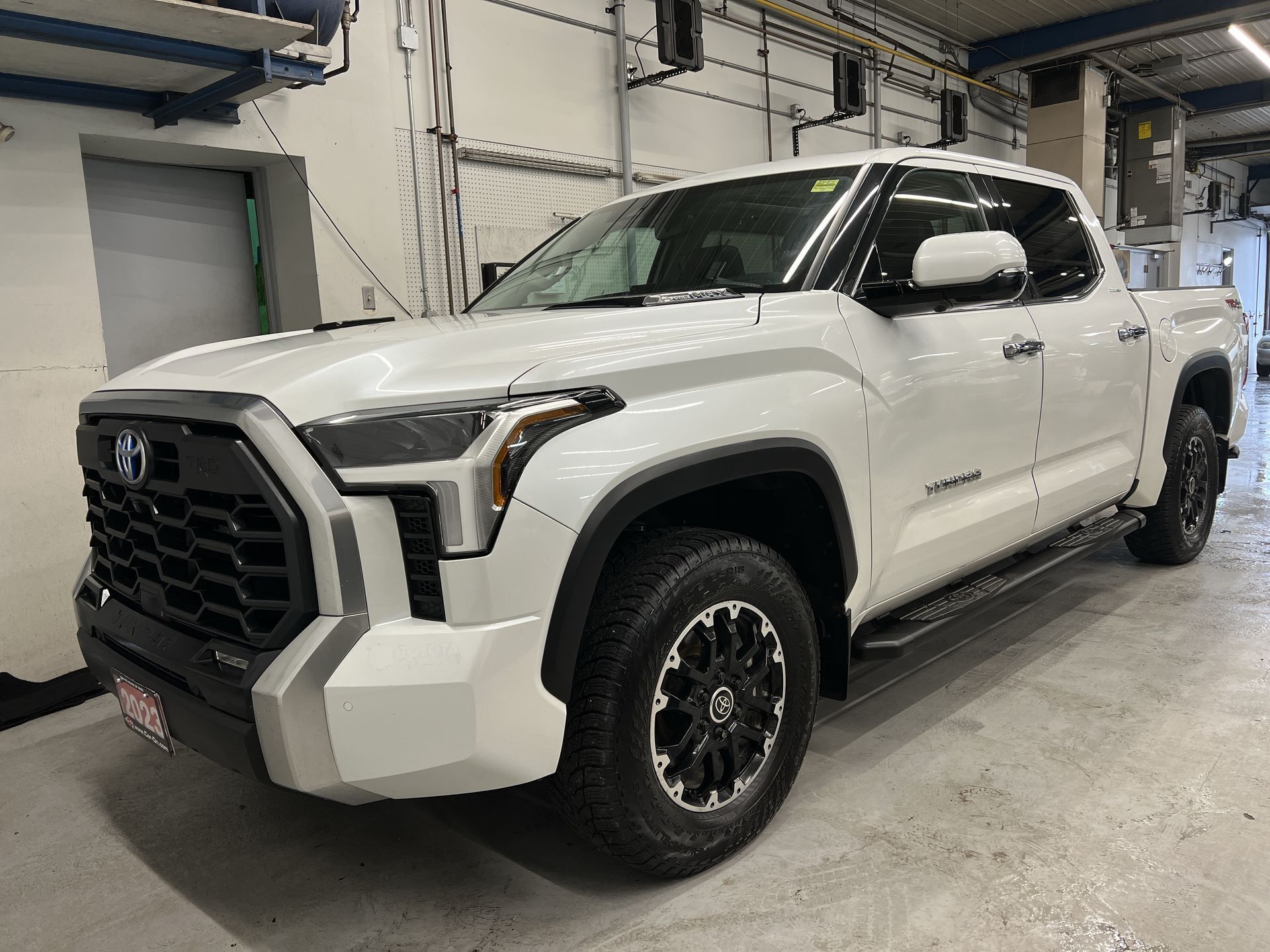 2023 Toyota Tundra LIMITED HYBRID TRD OFF ROAD | PANO ROOF | 360 CAM