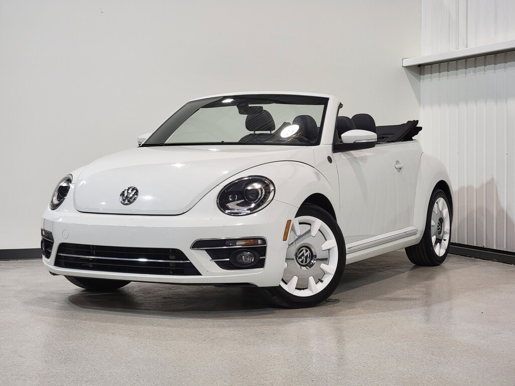 Volkswagen Beetle Convertible 2019