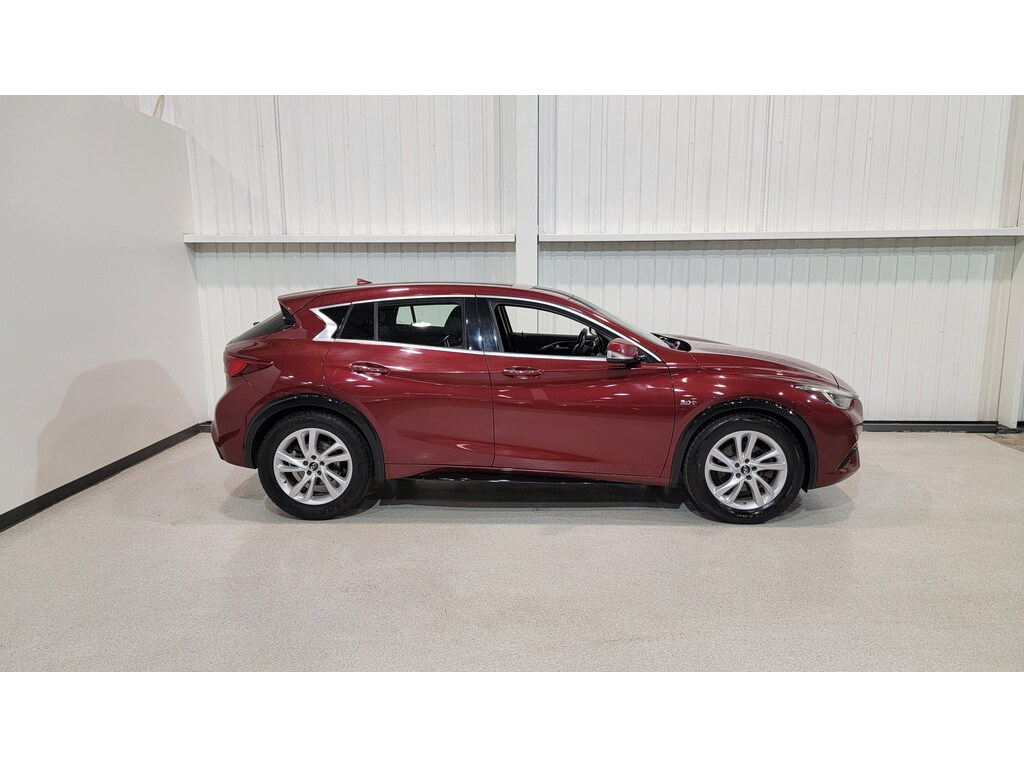 Infiniti QX30 2018