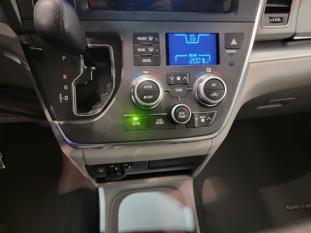 Toyota Sienna 2017