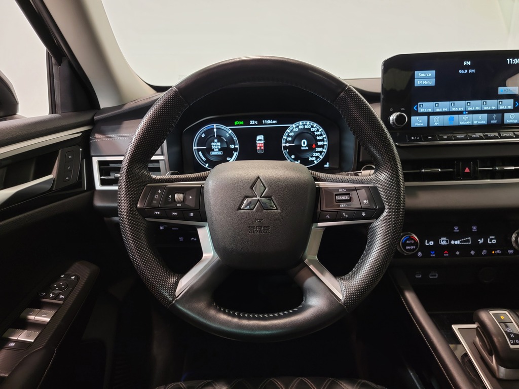 Mitsubishi Outlander PHEV 2023