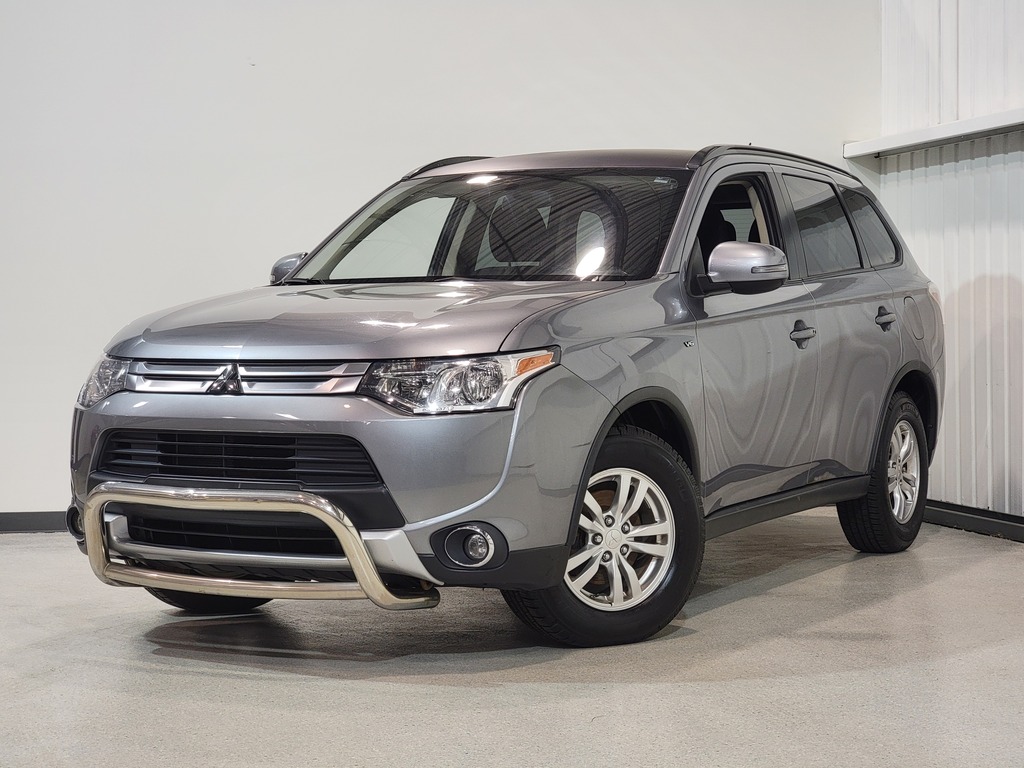 Mitsubishi Outlander 2015