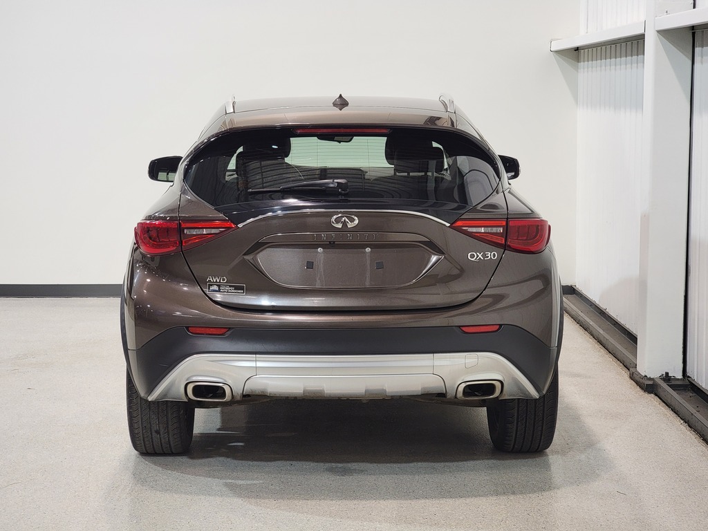 Infiniti QX30 2017