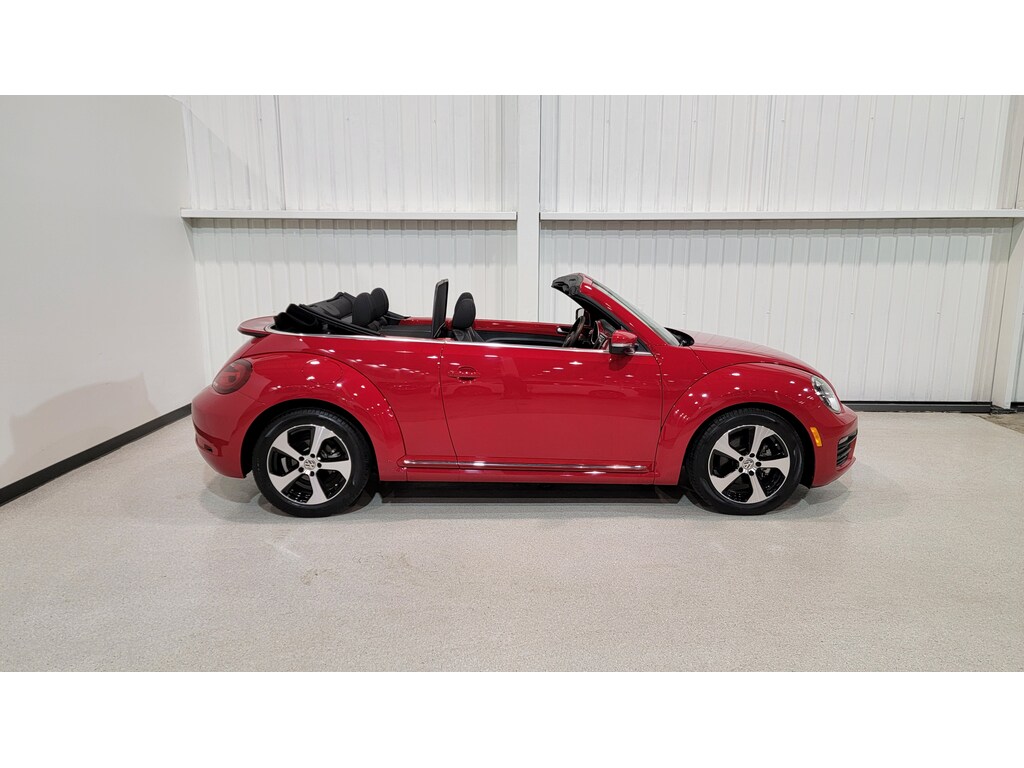 Volkswagen Beetle Convertible 2018