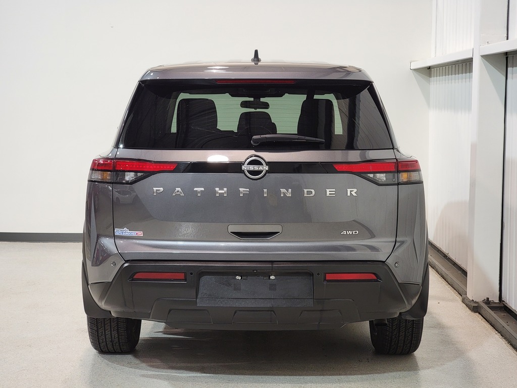 Nissan Pathfinder 2023