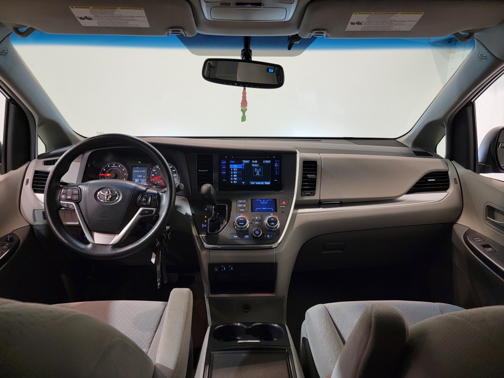 Toyota Sienna 2015