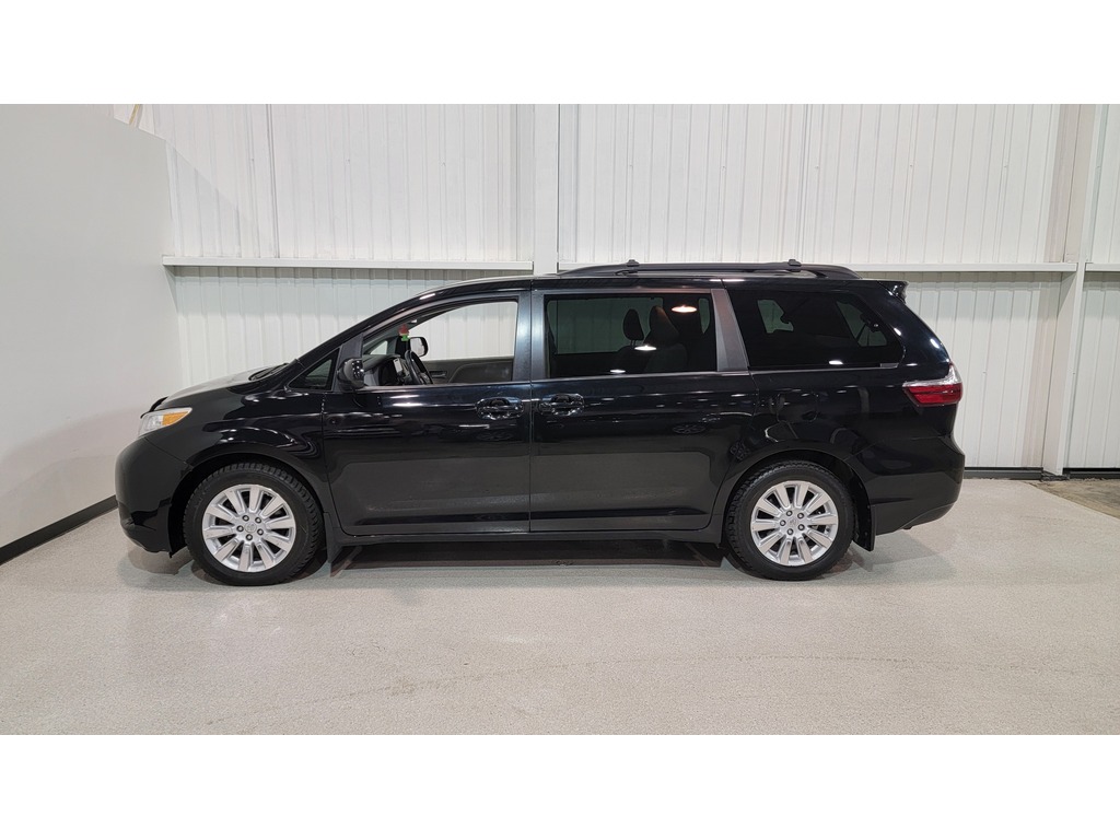 Toyota Sienna 2015