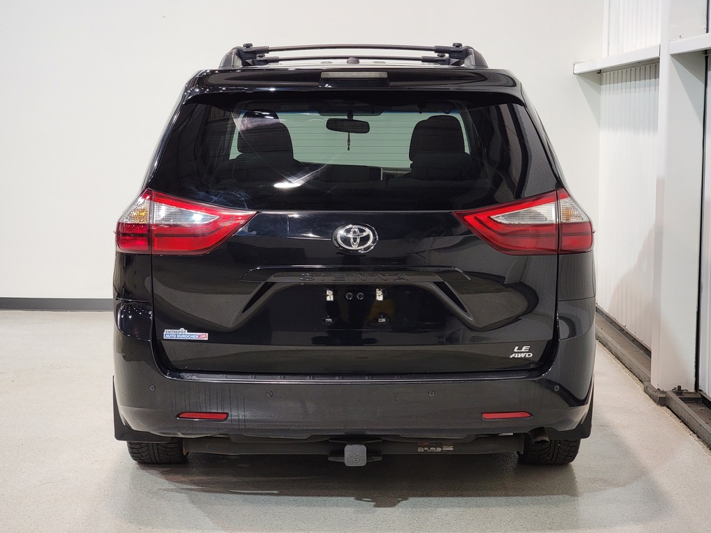 Toyota Sienna 2015