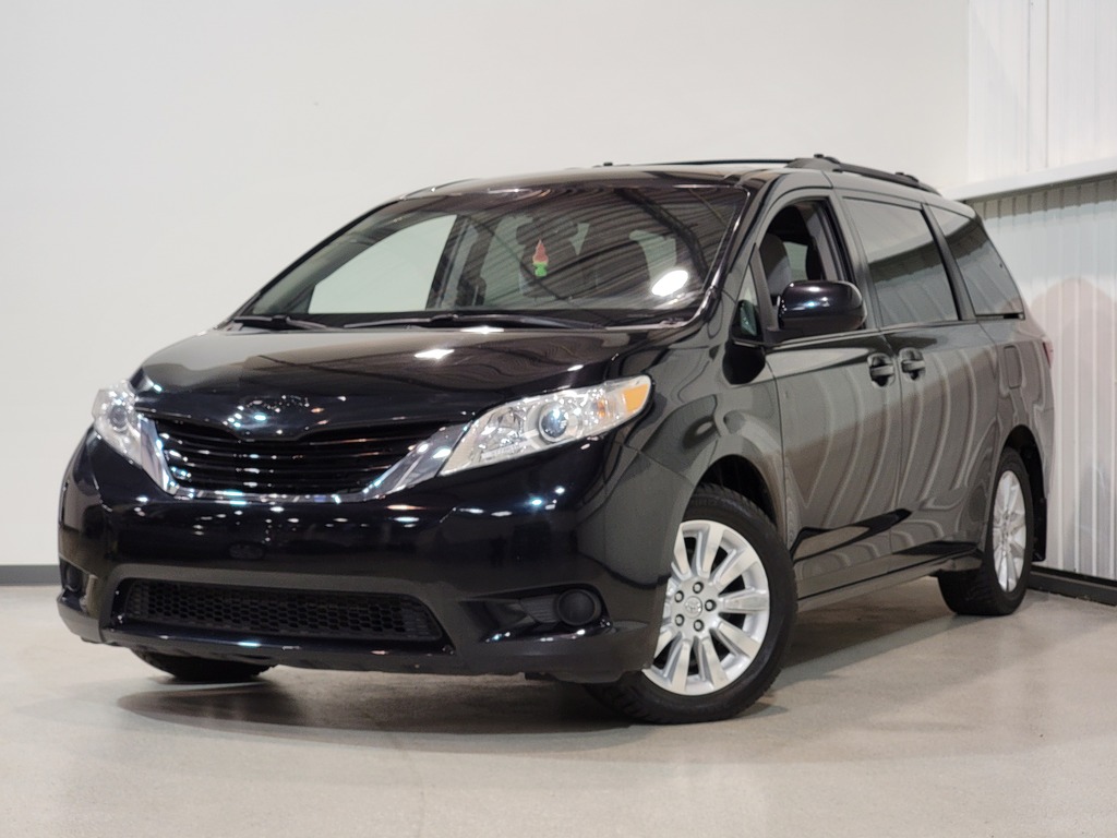 Toyota Sienna 2015