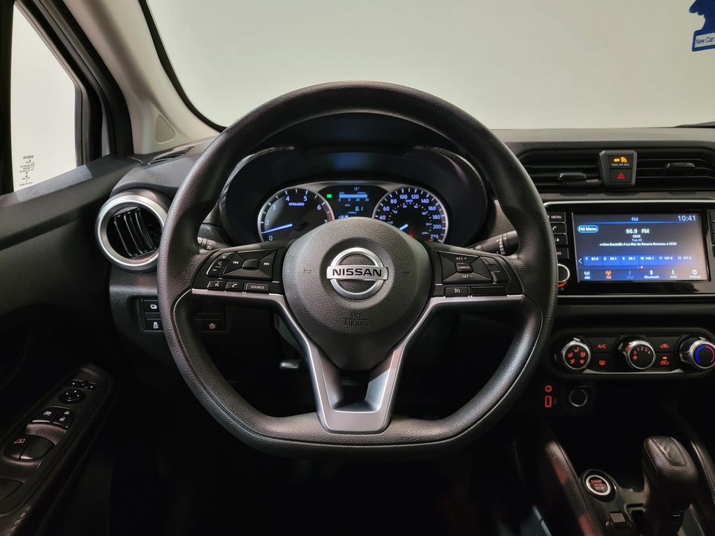 Nissan Versa 2021